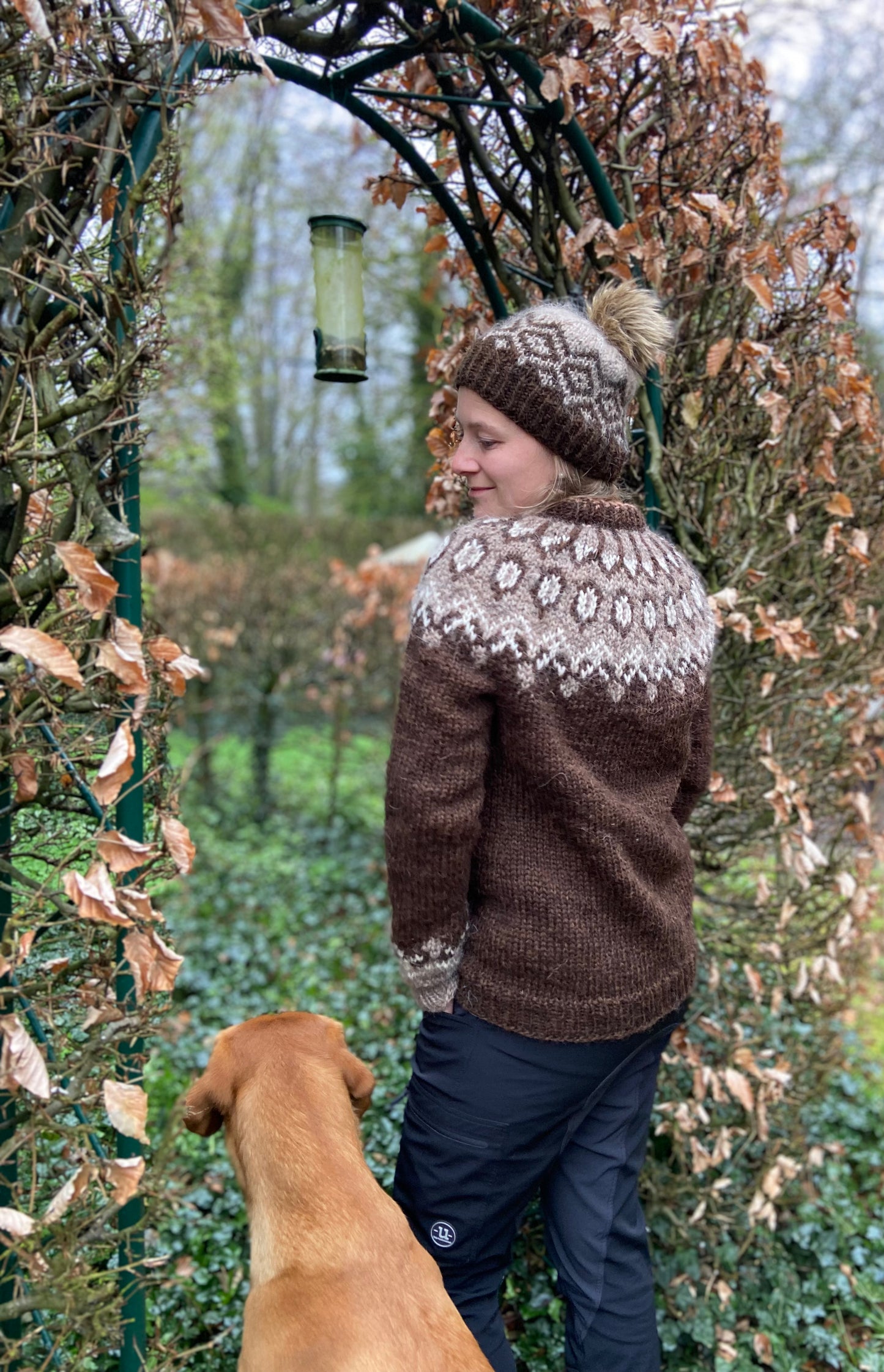 Icelandic sweater model Birta